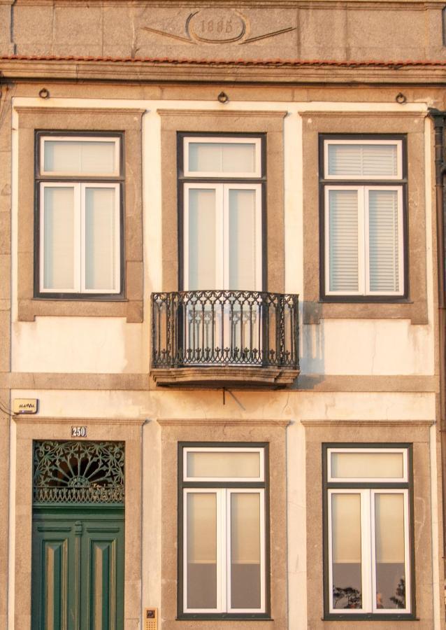Apartment By The Sea Порто Екстериор снимка